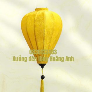 Lồng đèn củ tỏi gấm vàng