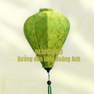 Lồng đèn củ tỏi gấm xanh lá